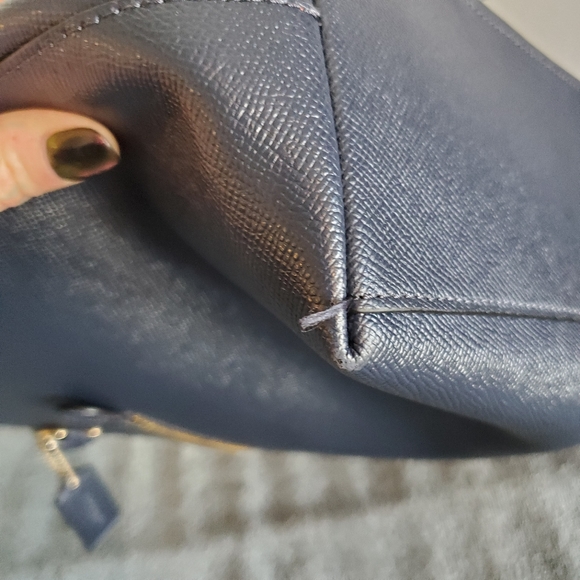 Coach Gallery Tote - Picture 7 of 10